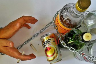 alcohol withdrawal symptoms
