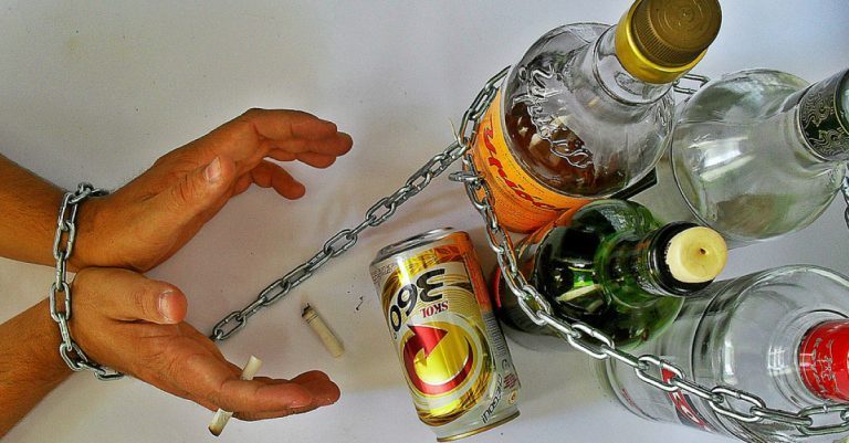 alcohol withdrawal symptoms