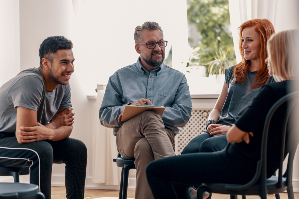 Drug & alcohol rehab group therapy