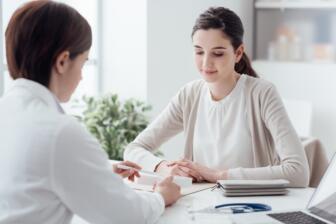 Counseling session at alcohol rehab Henley for recovery guidance